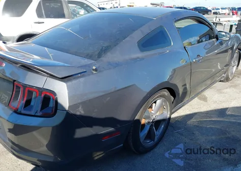 2014 Ford Mustang V6 from USA, damaged, VIN 1ZVBP8AMXE5327629